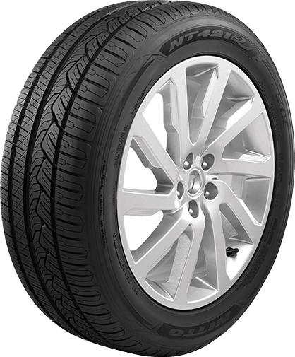 275/40R20 106/W NITTO NT421Q